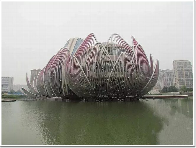 中国十大网红建筑多数都是幕墙